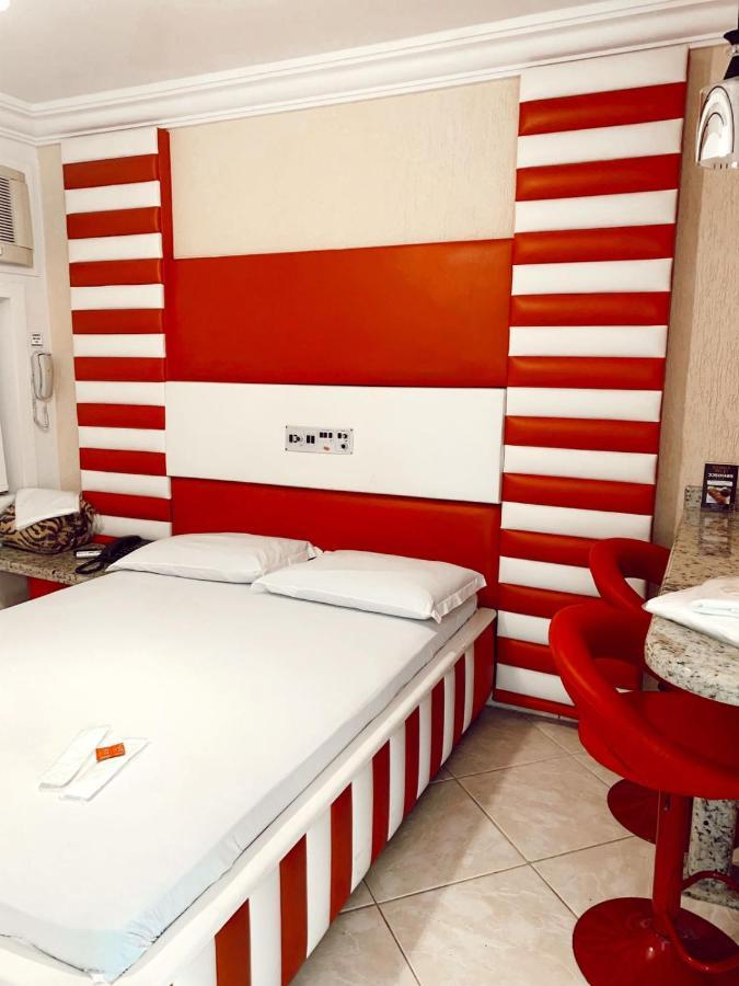 Lemonte Motel ブルスケ エクステリア 写真